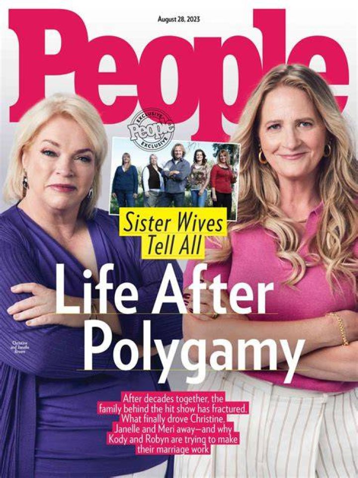 ‘Sister Wives’ Janelle Brown Talks Sex Life With Kody Brown – Hollywood Life