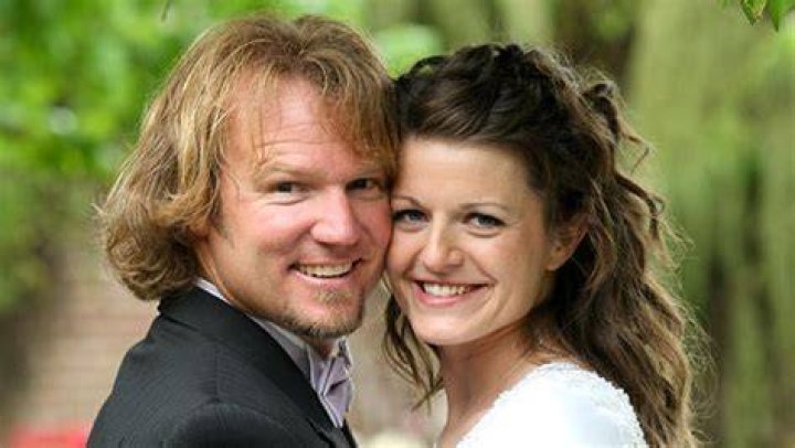 Sister Wives’ Robyn and Kody Brown’s Relationship Timeline – Hollywood Life