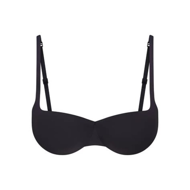 Skims’ New Ultimate Push Up Bra: Shop – Hollywood Life