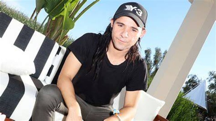 Skrillex – Hollywood Life