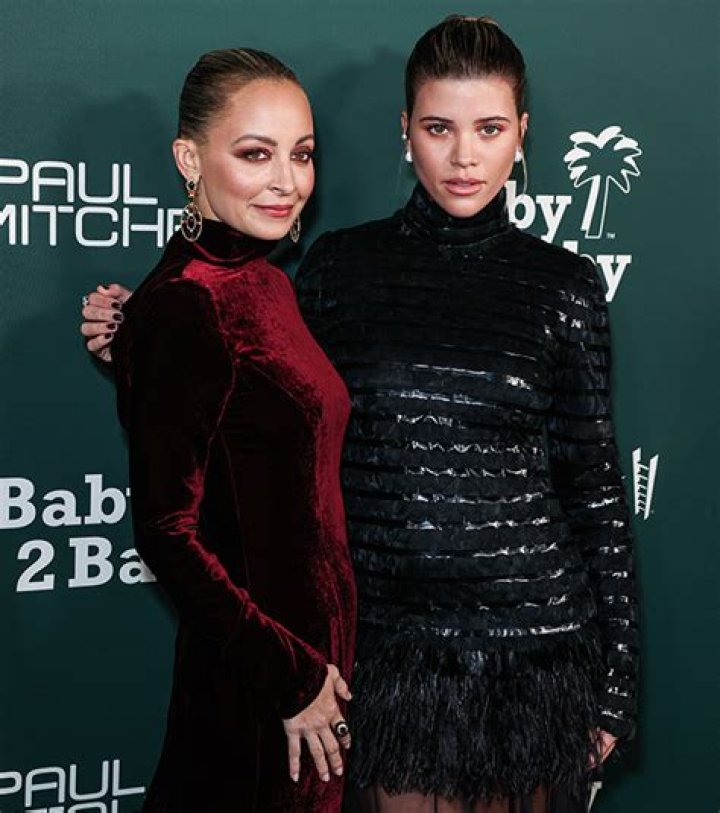 Sofia and Nicole Richie Attend Baby2Baby Gala With Their Husbands – Hollywood Life