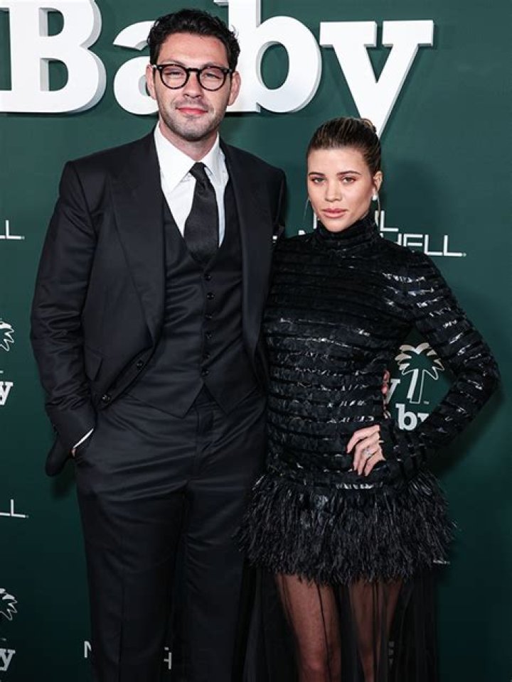 Sofia Richie Reveals the Moment She & Elliot Grainge Learned They Were Having a Baby Girl: Watch
