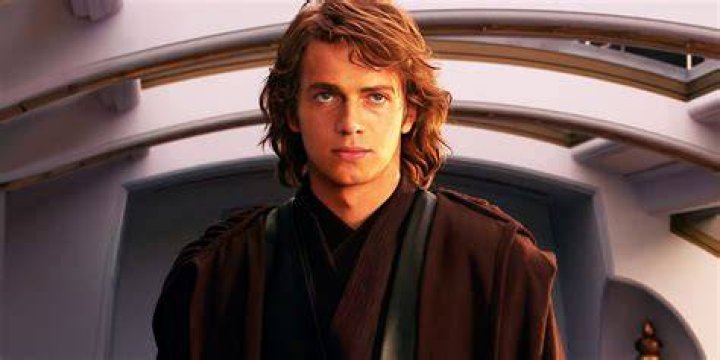 ‘Star Wars: The Rise of Skywalker’: [SPOILER] Goes To The Dark Side In New Trailer