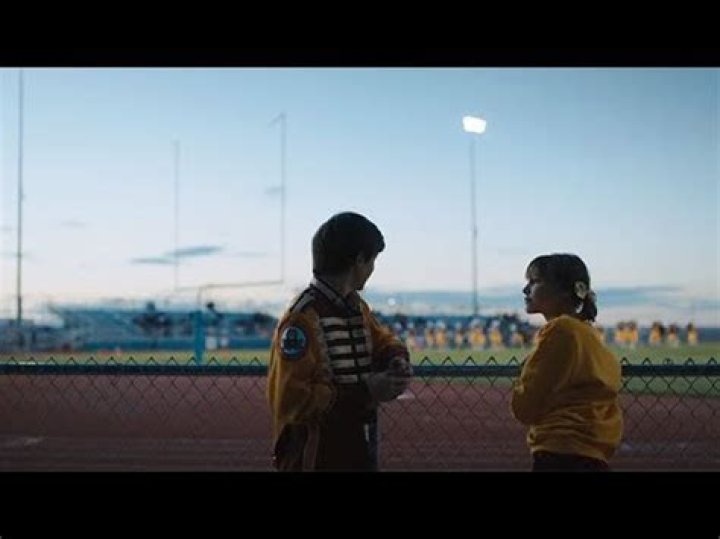 ‘Stargirl’ Official Trailer: ‘AGT’ Winner Grace VanderWaal Brings The Literary Character To Life