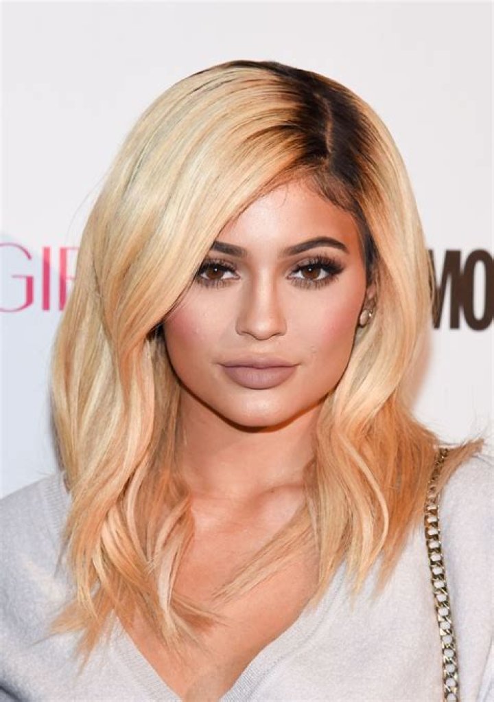 Stars Who Went Revenge Blonde After Splits — Pics
