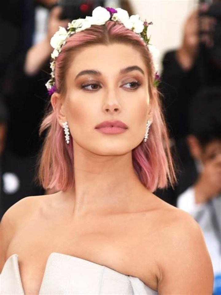 Stars With Pink Hair In 2018 — Pics