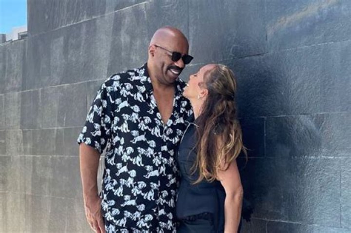 Steve Harvey Pens Love Letter To Wife Marjorie For 15th Anniversary – Hollywood Life