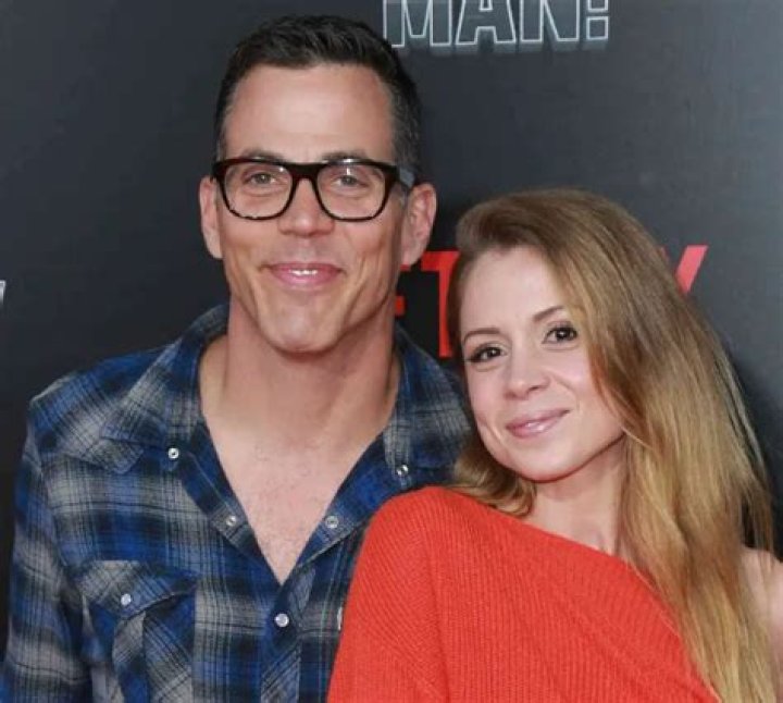 Steve-O Celebrity Profile – Hollywood Life