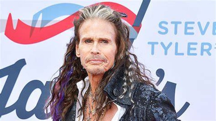 Steven Tyler Is Reportedly Out Of Rehab & Doing ‘Amazingly Well’ – Hollywood Life