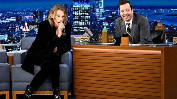 ‘Stranger Things’ Star Jamie Campbell Bower Sings Lizzo As Vecna – Hollywood Life