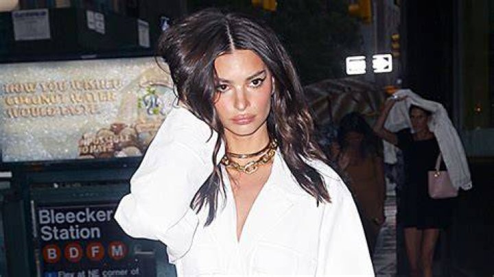 Stuns At Nasty Gal Event – Hollywood Life