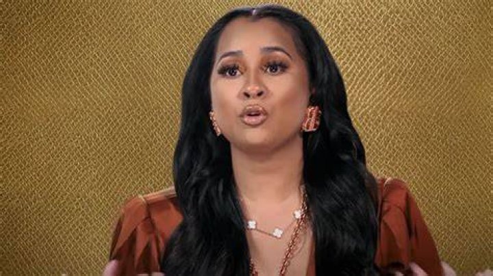 Tammy Misses Waka In Season 3 Premiere – Hollywood Life