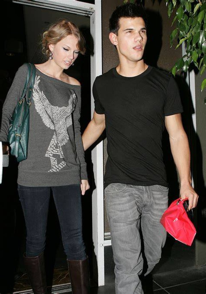Taylor Lautner Regrets Not Defending Taylor Swift To Kanye At VMAs – Hollywood Life