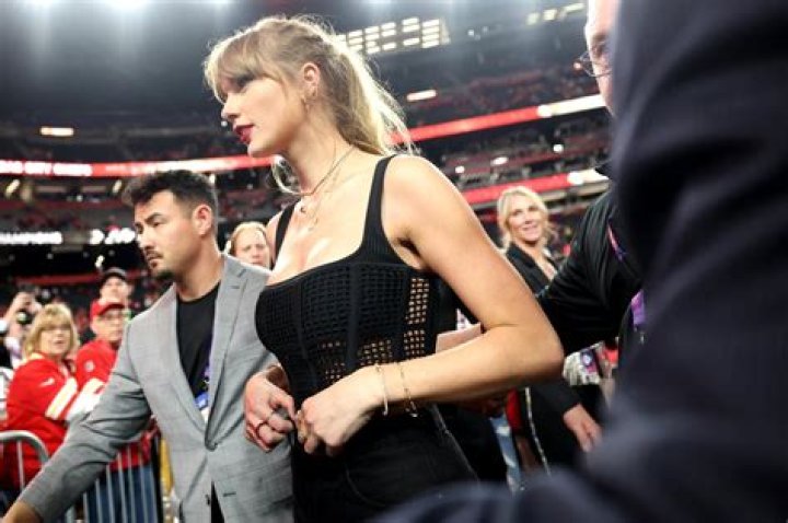 Taylor Swift Donates $100,000 to Super Bowl Parade Shooting Victim’s Family: ‘My Deepest Sympathies’