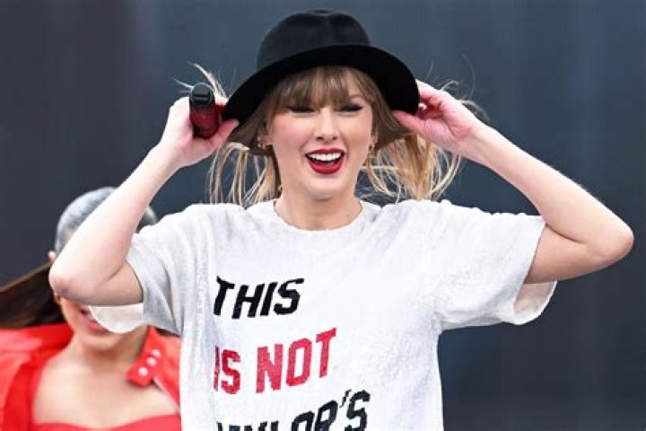 Taylor Swift Makes Massive & ‘Long-Lasting’ Donation to the Edinburgh Food Banks