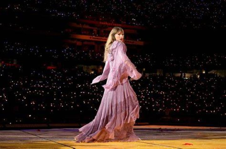 Taylor Swift Reveals How She Trained for ‘The Eras Tour’ – Hollywood Life