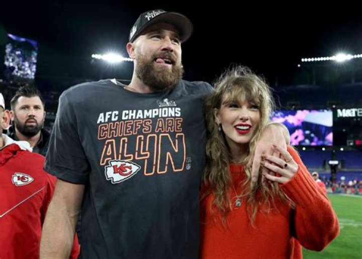 Taylor Swift Reveals When She & Travis Kelce Became a Couple – Hollywood Life