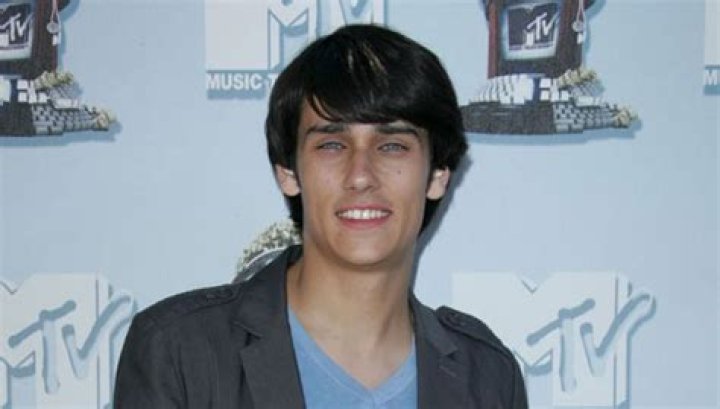Teddy Geiger: 5 Things To Know About Singer/Songwriter Who Is Transitioning