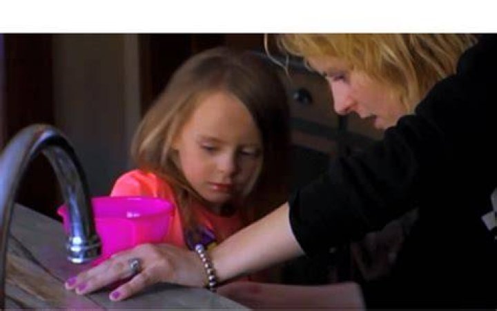 ‘Teen Mom 2’ Recap: Leah Has A Breakdown & Spanks Daughter Aleeah