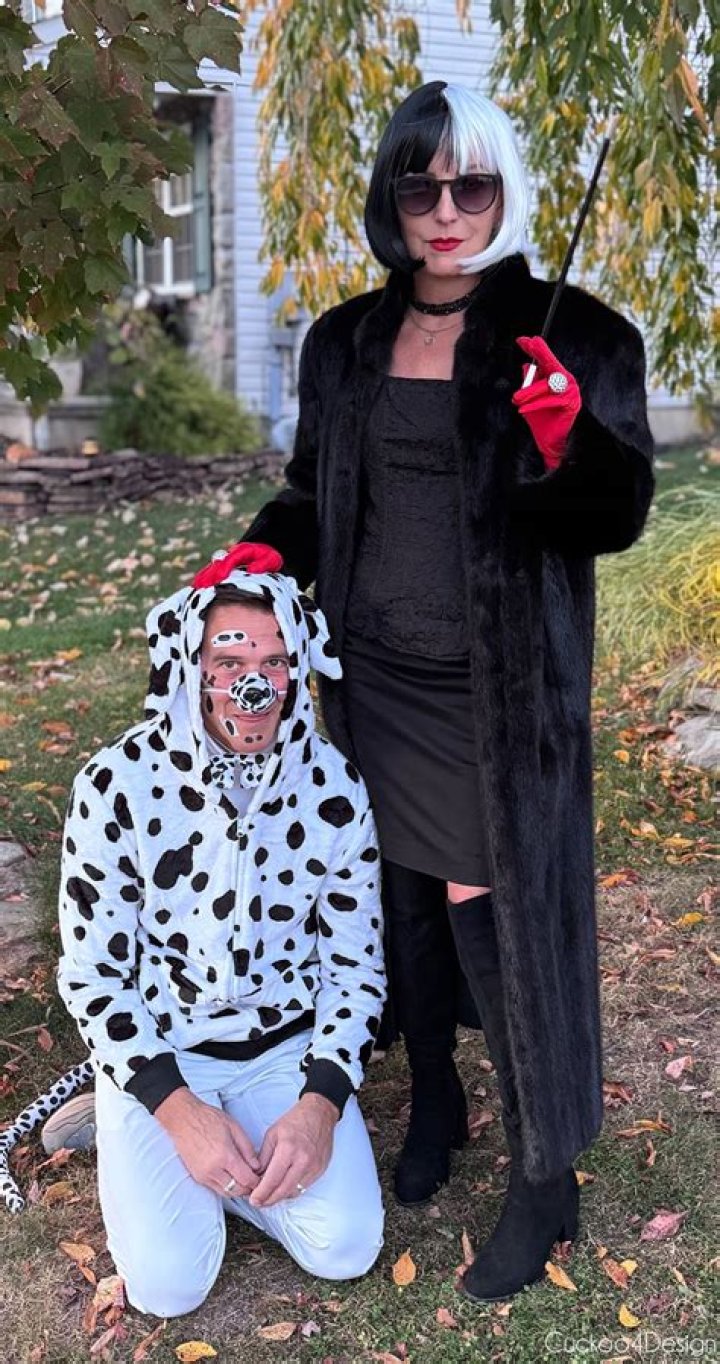 ’Teen Mom 2’s Leah Messer & Daughters Dress Up As Cruella de Vil & Dalmatian Dogs For Halloween