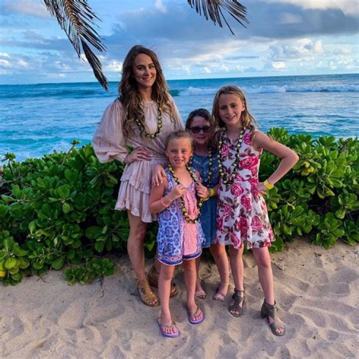‘Teen Mom 2’ Star Leah Messer Neglecting Her Kids? CPS May Take Them