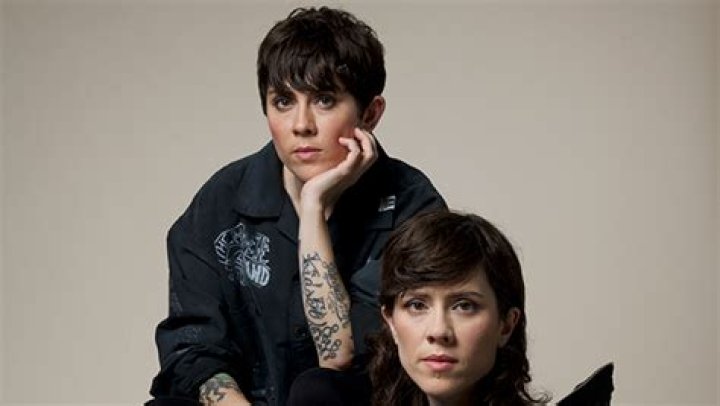 Tegan and Sara’s Sara Quin on How Motherhood Changed Her Life – Hollywood Life