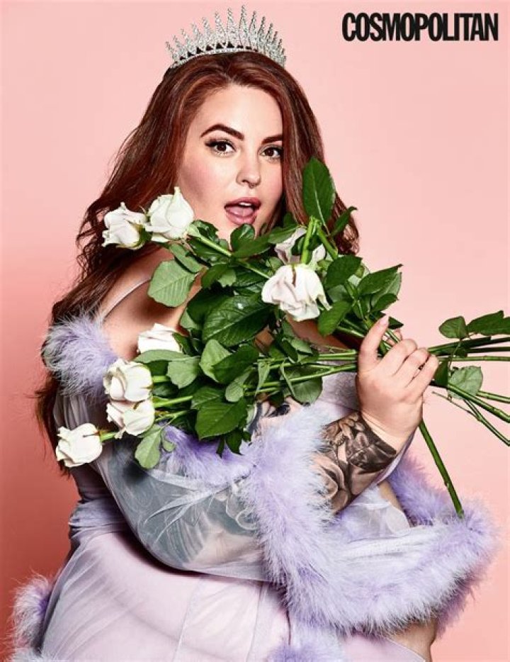 Tess Holiday On ‘Cosmopolitan’ Cover — October 2018 Star – Hollywood Life