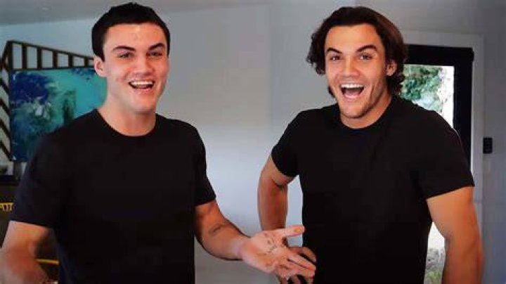 The Dolan Twins Talk YouTube Break & New Fragrance Company – Hollywood Life
