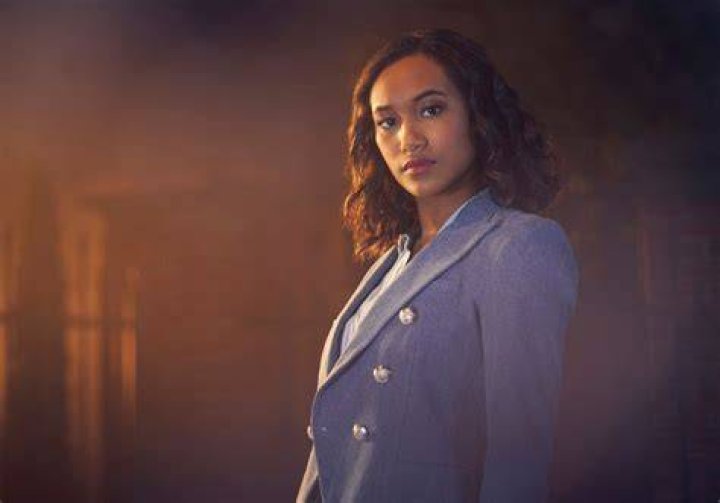 The Perfectionists’ — Photos – Hollywood Life