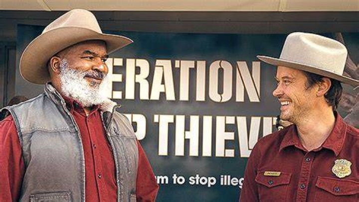 The Show’s Cast Teases Season 1 — Exclusive Interview – Hollywood Life