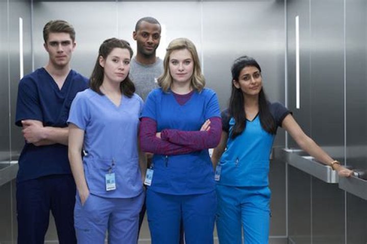 Tiera Skovbye Teases Grace’s ‘Demons’ & ‘Baggage’ As She Searches For A ‘Fresh Start’ In ‘Nurses’