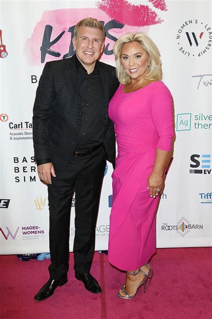 Todd & Julie Chrisley ‘Nervous’ Ahead Of Prison Sentences (Exclusive) – Hollywood Life