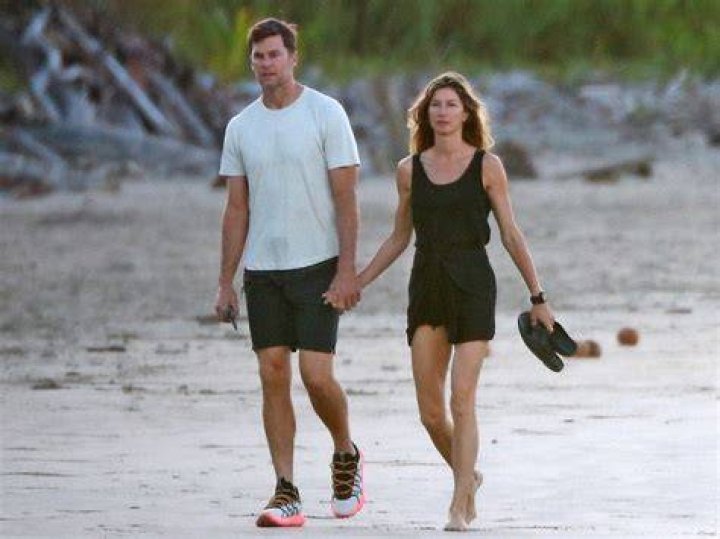 Tom Brady & Gisele Bundchen Hold Hands In Costa Rica In 1st Photos Since His NFL Retirement