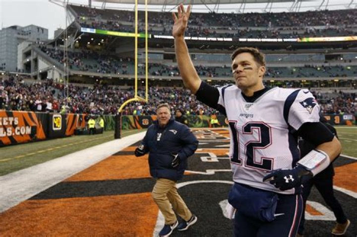 Tom Brady Officially Signs With The Tampa Bay Buccaneers After Leaving The New England Patriots