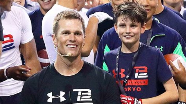 Tom Brady Proves Son Jack Is 6 Ft Tall In This New Selfie: Photo – Hollywood Life