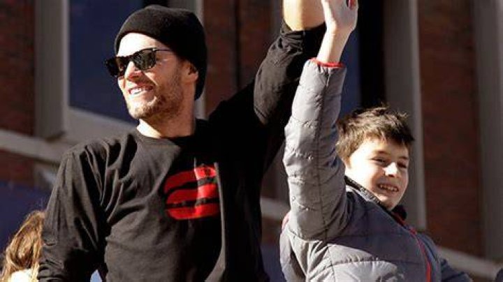 Tom Brady’s Grim Reaper Halloween Costume 2022: Photo – Hollywood Life
