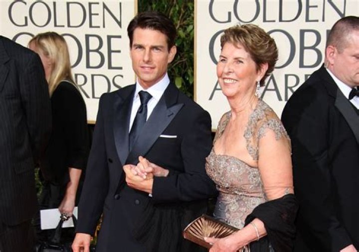 Tom Cruise’s Mom Dies & She Reaches Out To Her Ex – Hollywood Life