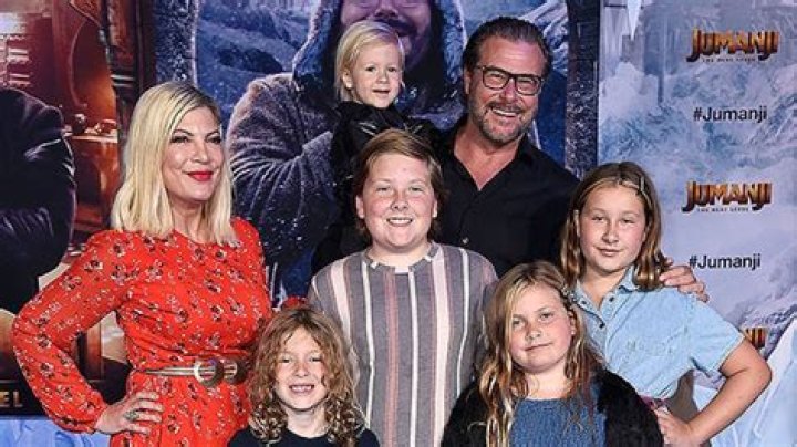Tori Spelling’s Lookalike Daughter Stella, 14, Is So Grown Up In 8th Grade Graduation Photo
