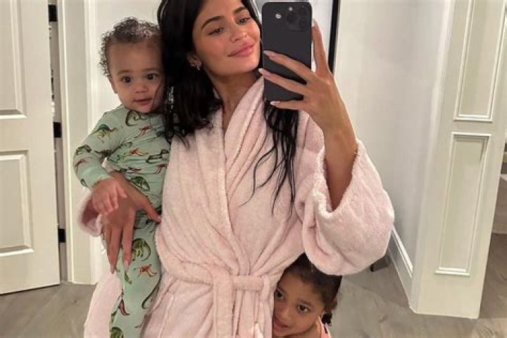Travis Scott & Kylie Jenner Reunite 2 Weeks After Split For Adorable Pumpkin Patch Date With Stormi