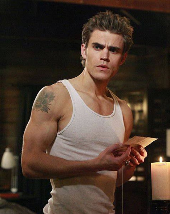 TV’s Sexiest Supernatural Creatures – Hollywood Life