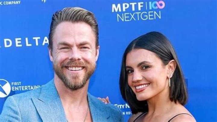Updates on Derek Hough’s Wife Amid Hematoma – Hollywood Life