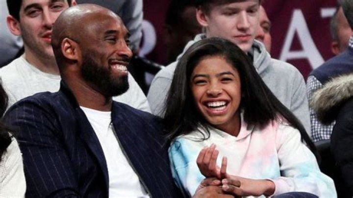 Vanessa Bryant Mourns ‘Beautiful & Kind’ Kobe & Gianna On 1 Year Anniversary Of Their Deaths