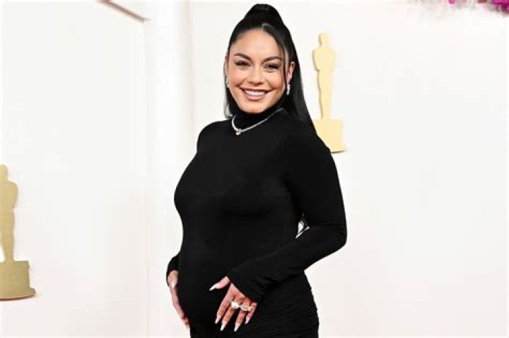 Vanessa Hudgens Enjoys The New Virgin America Loft At LAX