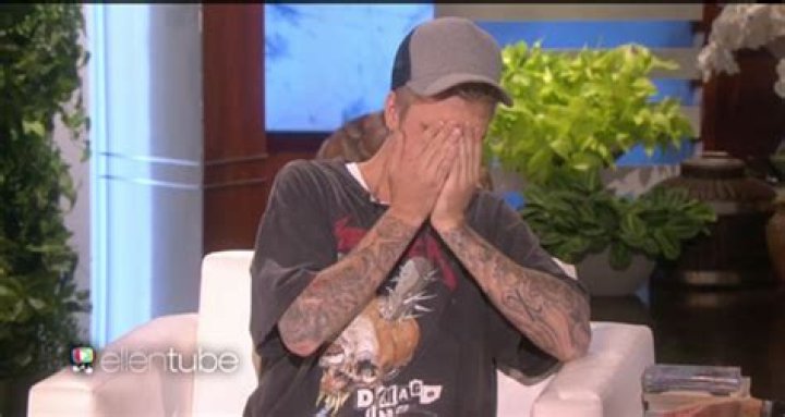 [VIDEO] Ellen DeGeneres Talks Justin Bieber’s Naked Pics — Watch JB Blush – Hollywood Life