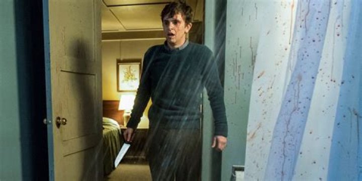 [VIDEO] Rihanna’s Sex Scene In ‘Bates Motel’ — Why She Refused To Watch It – Hollywood Life
