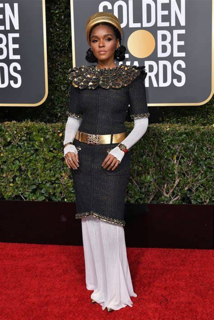 Wackiest Golden Globe Dresses 2019 — See Weirdest Fashion On Red Carpet