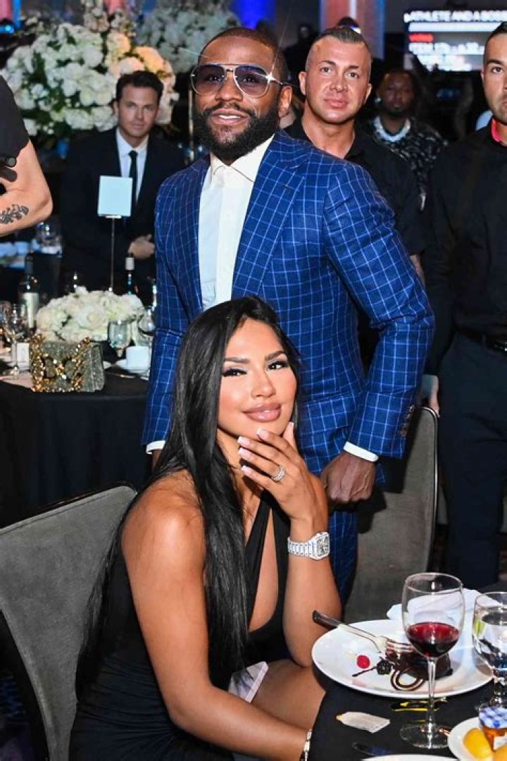 [WATCH] Floyd Mayweather Admits Having Sex With T.I.’s Wife – Hollywood Life