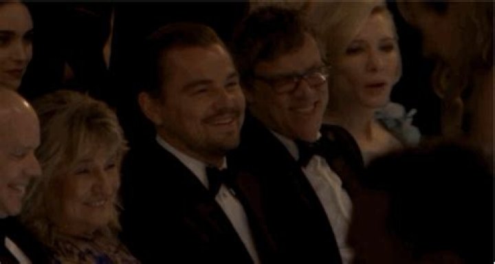 [WATCH] Kate Winslet Kissing Leonardo DiCaprio at Oscars Before Best Actor Win – Hollywood Life