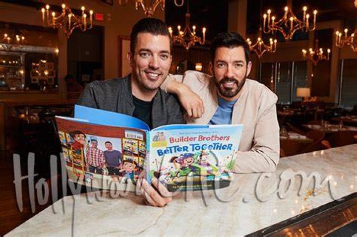 ‘We Just Clicked’ – Hollywood Life