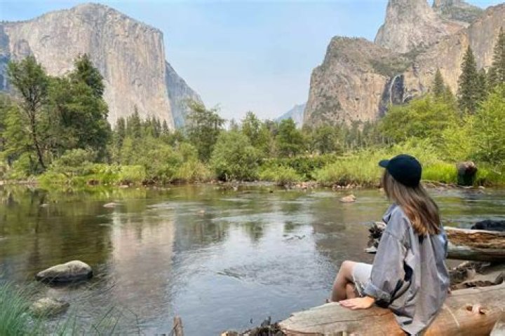 Went To Yosemite – Hollywood Life